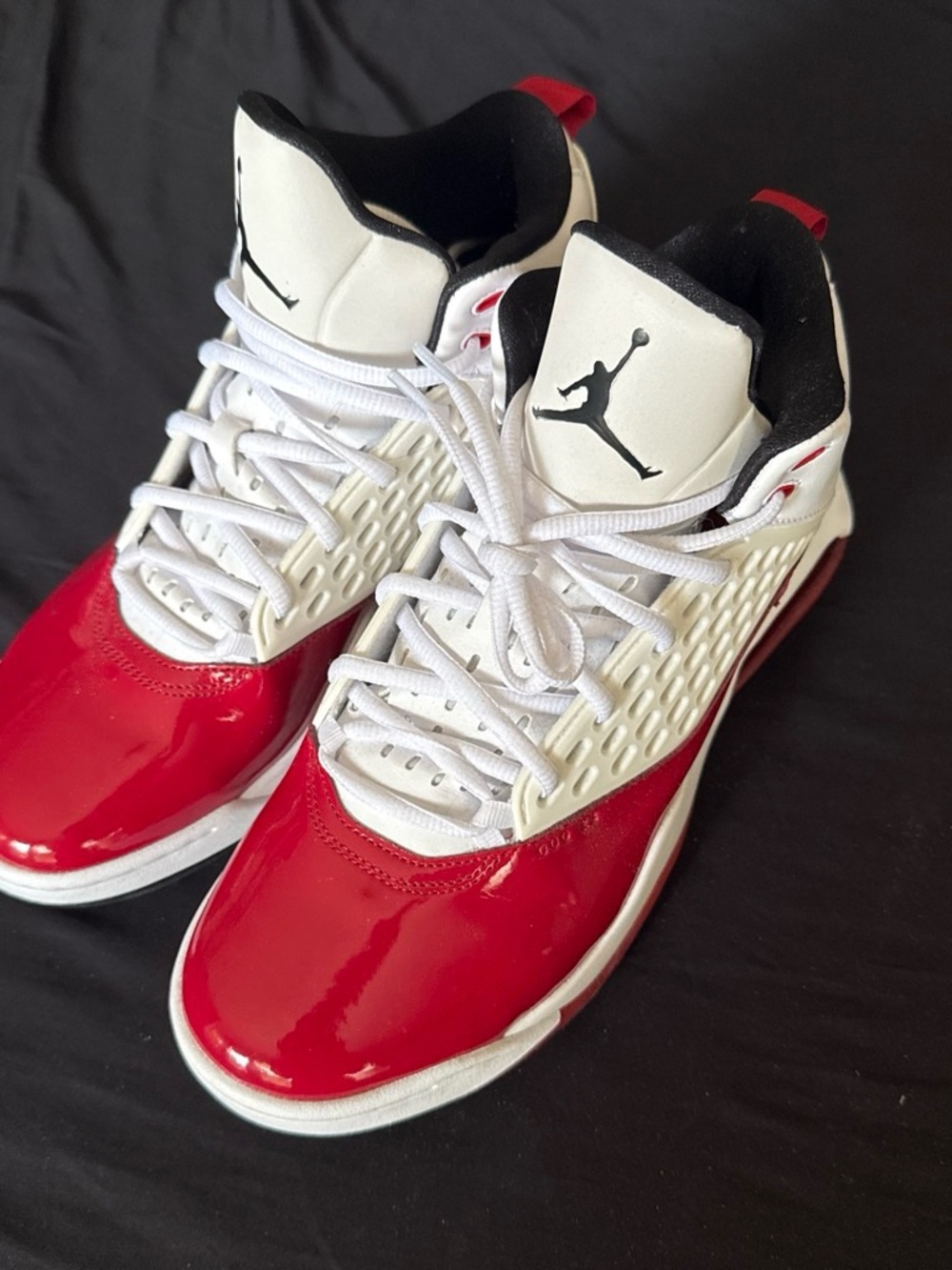 Men’s Jordan Maxin 200 White Gym Red
